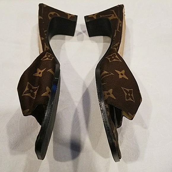Louis Vuitton monagram slides Sandals size 10 - Picture 3 of 8